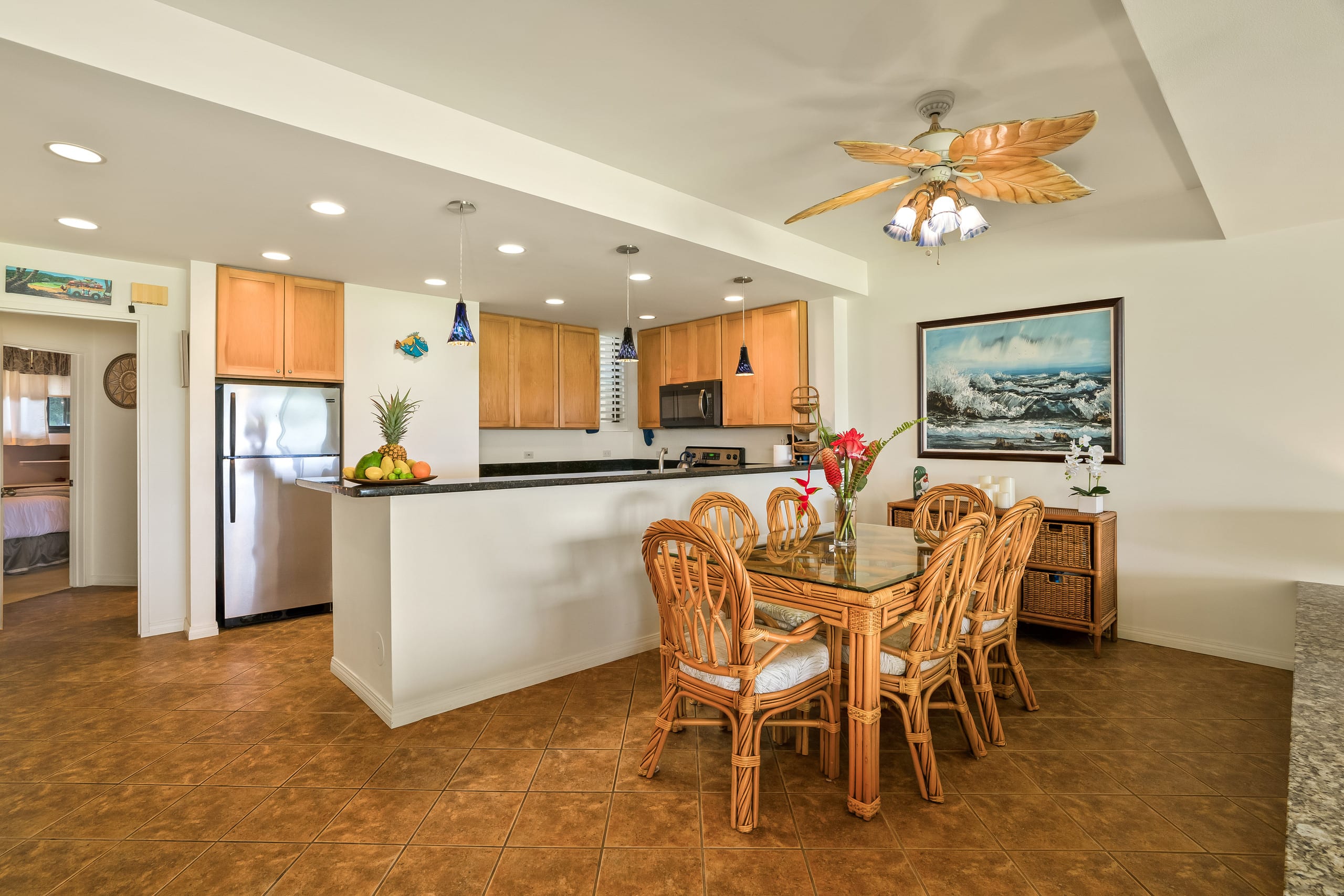 Spacious Ground Floor Puu Poa 103 AC - Image 10