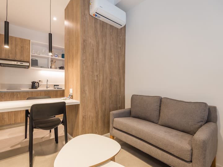 Kitnet com pátio privativo em Palermo