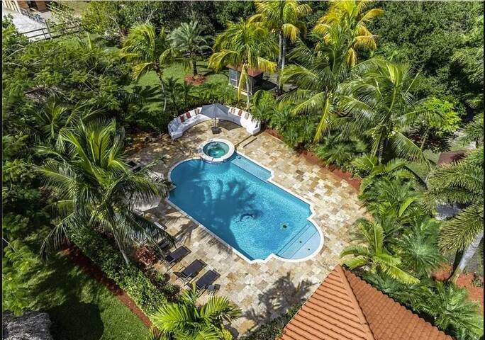 Private Ranch Retreat w/ Pool gallery image 4