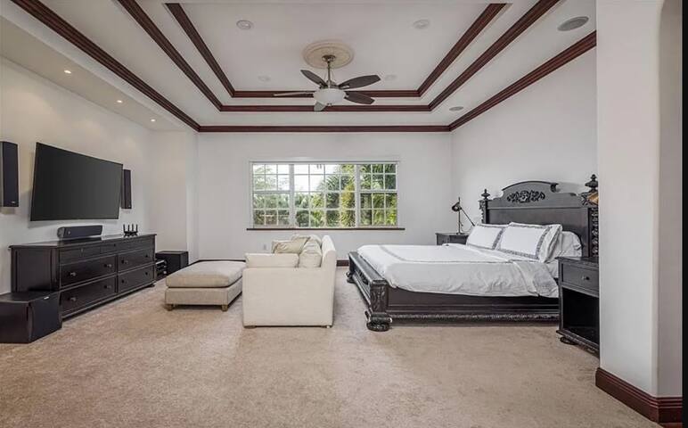 Private Ranch Retreat w/ Pool gallery image 5