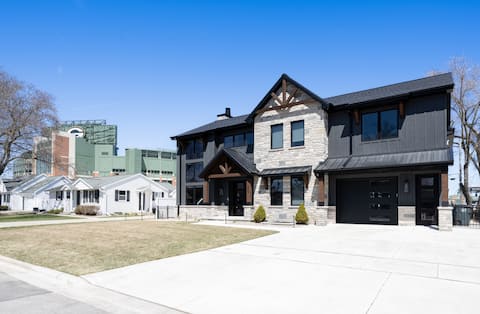 The Tailgate House