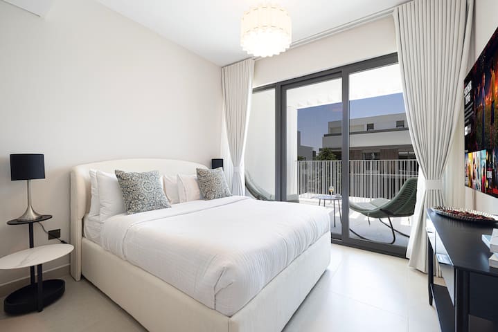 La Coleccion Vacation Homes Rental LLC managed Airbnb listing 1