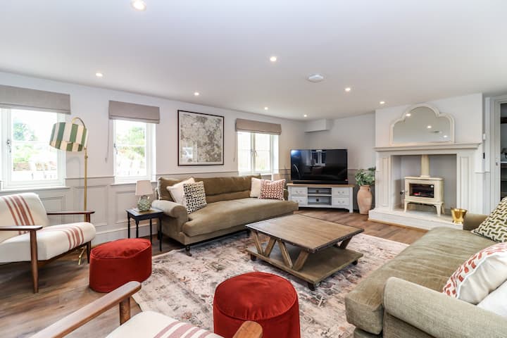 Tuffs Farm - Newly Renovated 3 Bed Cottage - ヘメル・ヘムステッド