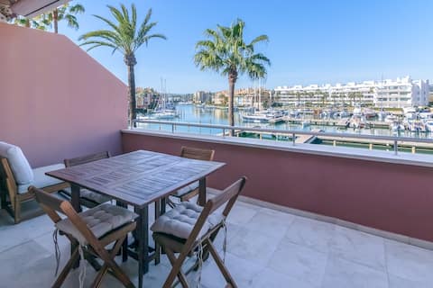 Marina View Duplex Penthouse –Walk to Beach & Port
