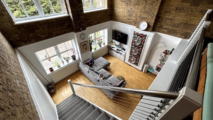Loft England Mezzanine apartment in London - Lofts for Rent in Greater London ...