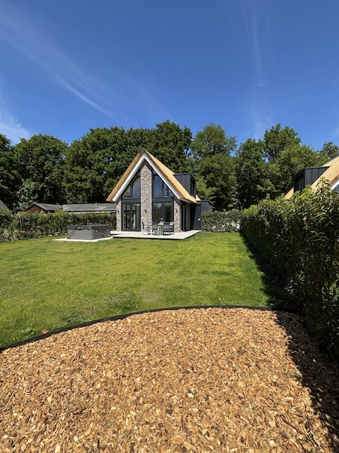 GREEN VILLA #Jacuzzi #Veluwe #Luxe #Brandnew!