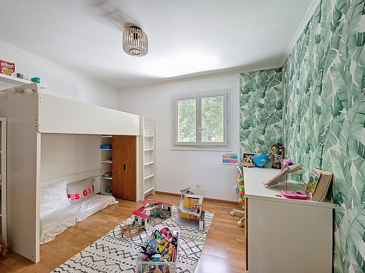 غرفة النوم 2