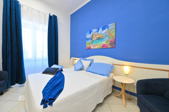 საძინებელი 1