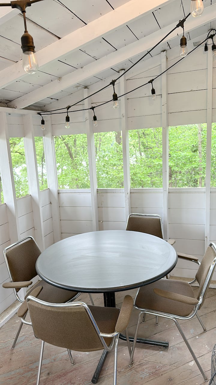 Hawthorne Lakeview Cabin - Toledo, IA