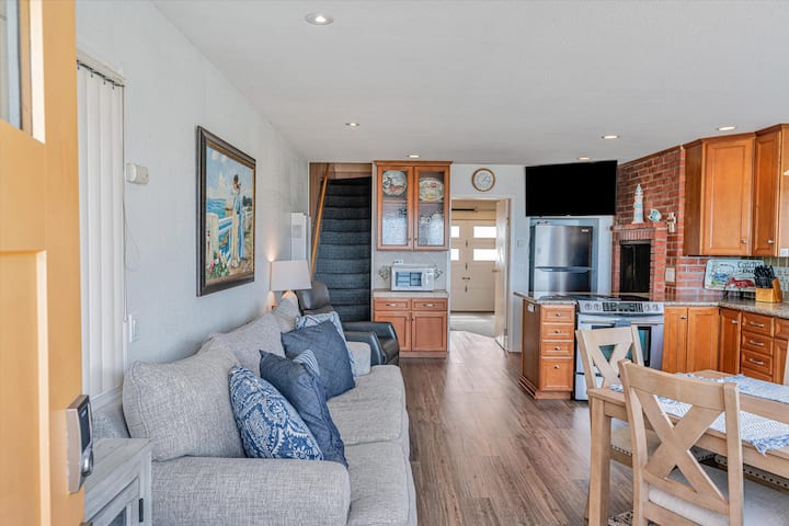 Otter Cove Beach Front House - 太平洋叢林