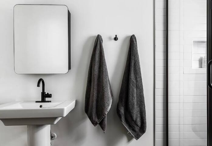 Chic 4BD at White Rock Lake Park gallery image 2