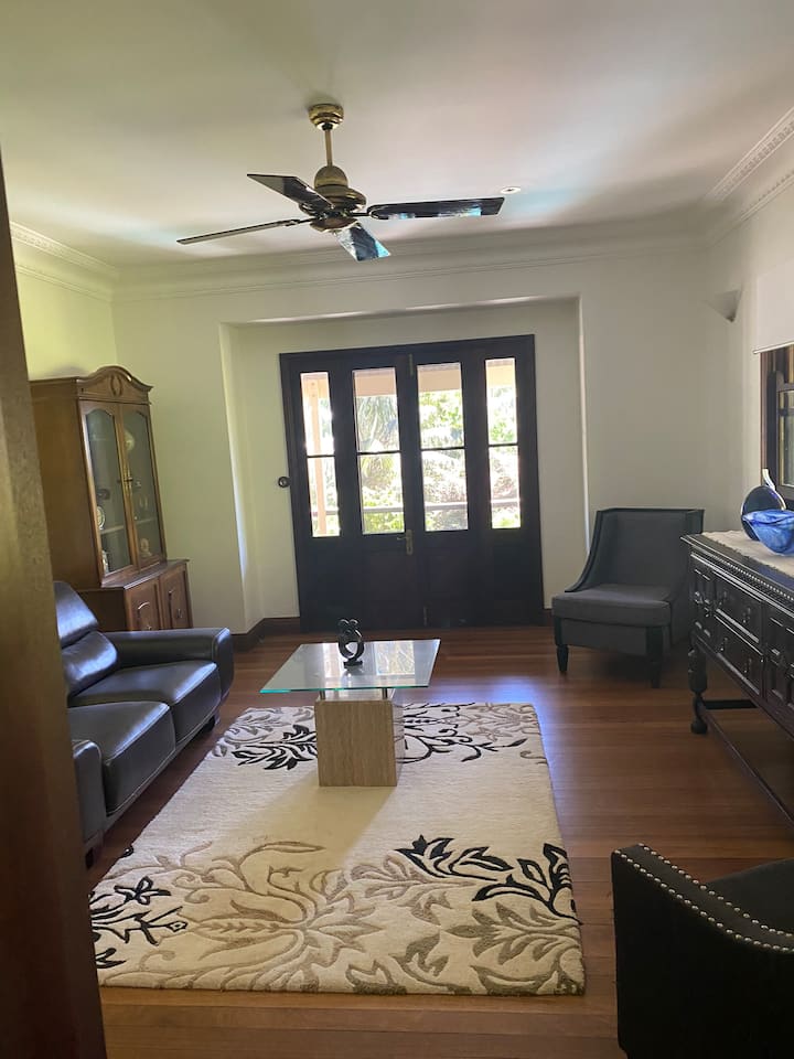 Rainbow Beach Retreat - Kendall