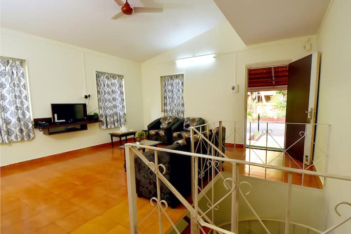 Three Bedroom Bungalow - 達博利