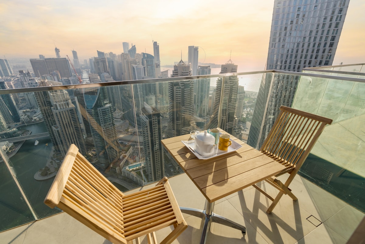 Marina Gate 2 | High-Rise Escape w/ Amazing Views - Apartments for Rent ...