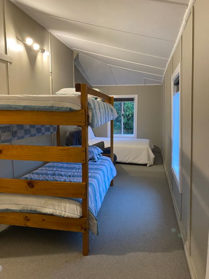 غرفة النوم 1