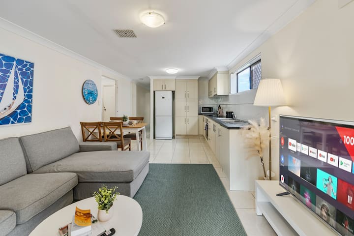 Top Value | Dual-Living Sleep 15 | Great Location