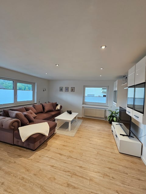 Freshly renovated 3.5-room apartment