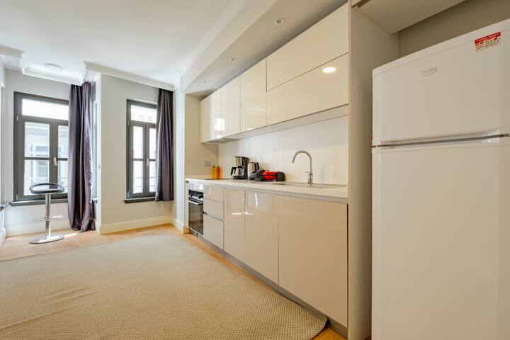 Spacious 3-Bedroom Apartment gallery image 3