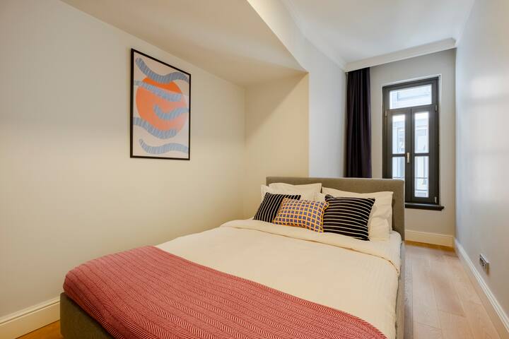 Spacious 3-Bedroom Apartment gallery image 4