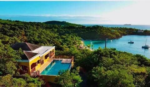 Popular Airbnb listing: Full Service, Luxury Villa, close to beach! in Charlotte Amalie West