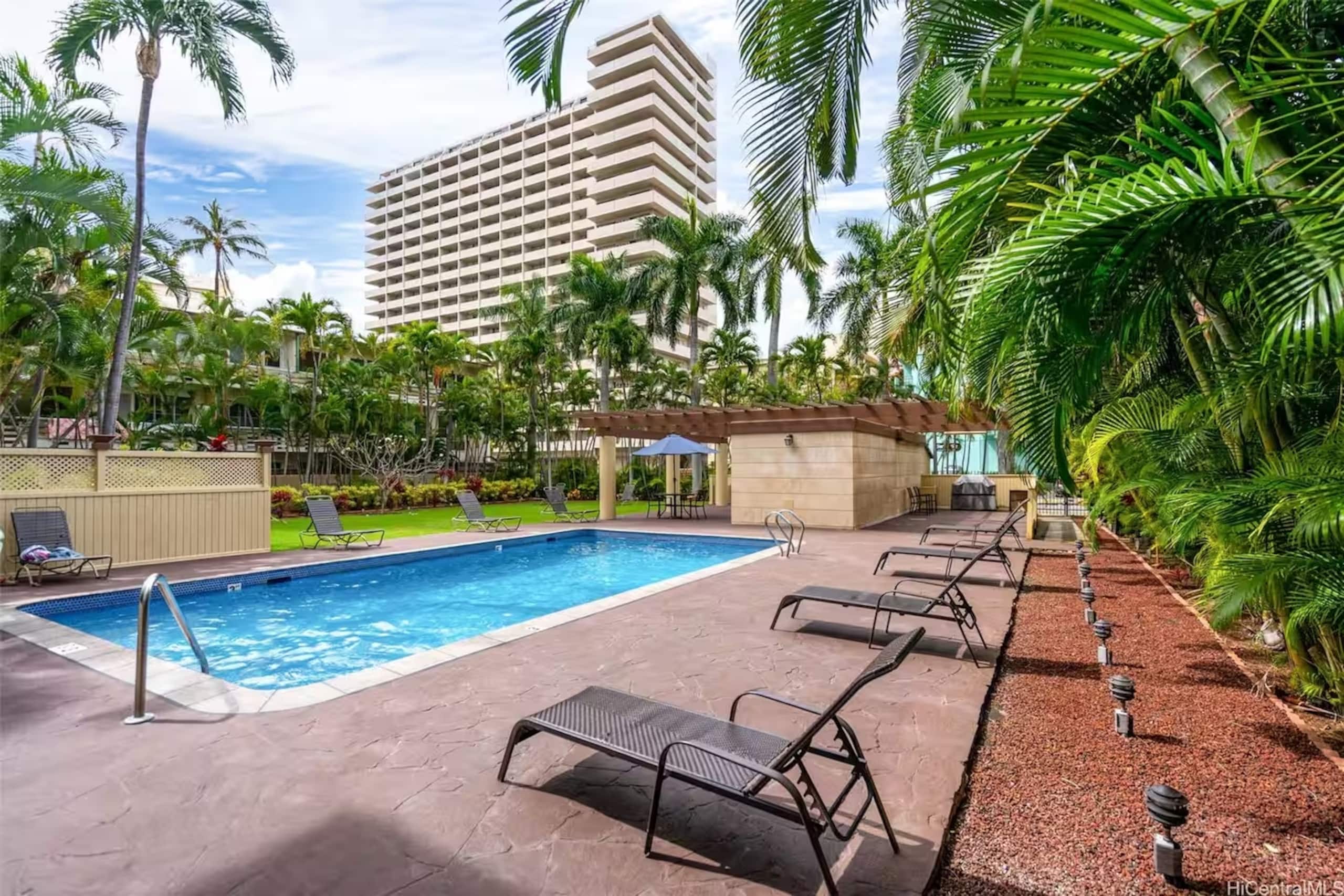 Hotel in Honolulu · ★4.89 · 1 bedroom · 1 bed · 1 private bath - Image 39