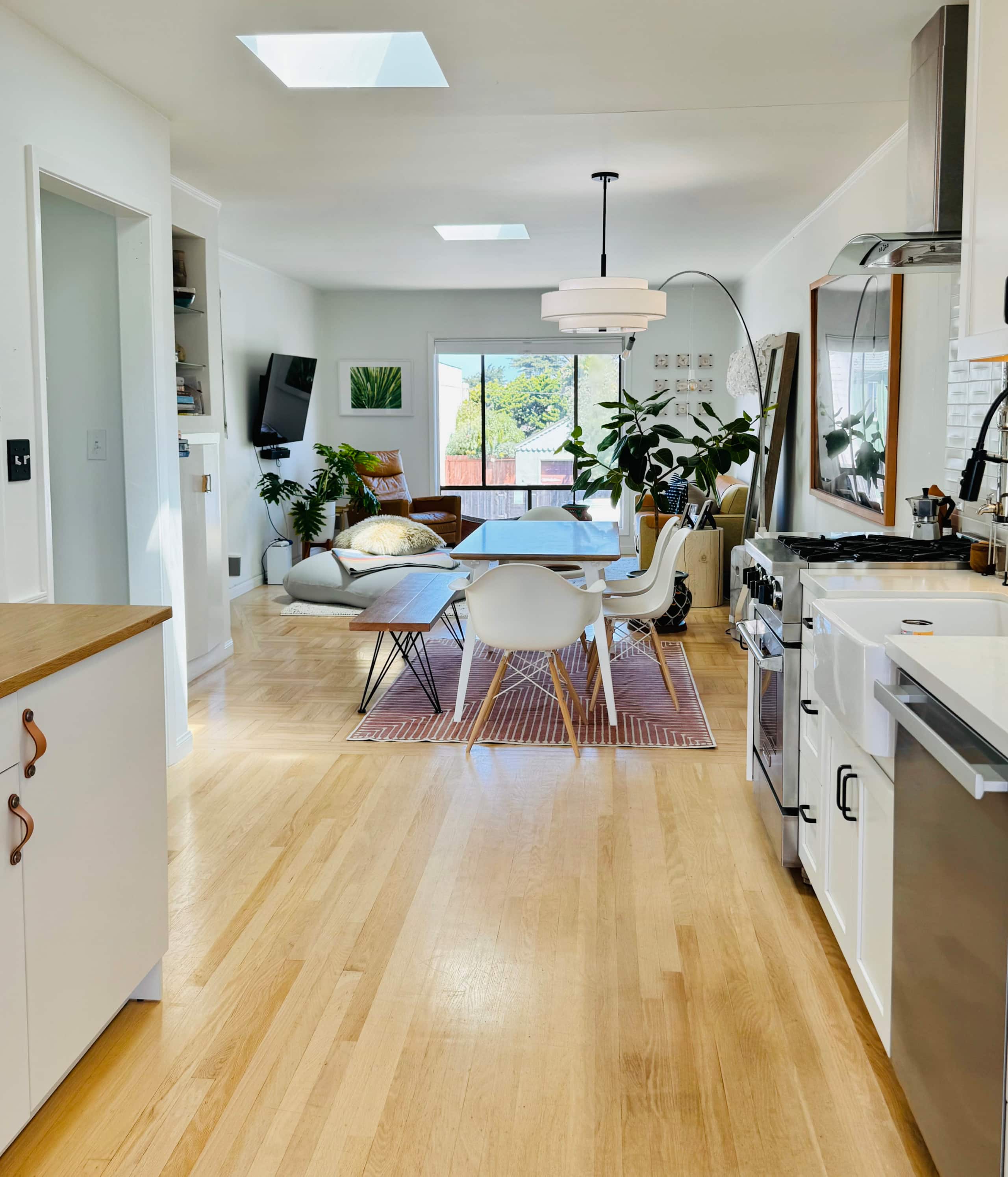 Home in San Francisco · ★4.95 · 3 bedrooms · 3 beds · 2 baths - Image 6