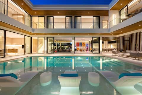 New Pool Villa 8BR/Sauna/Snooker/Fitness/BBQ