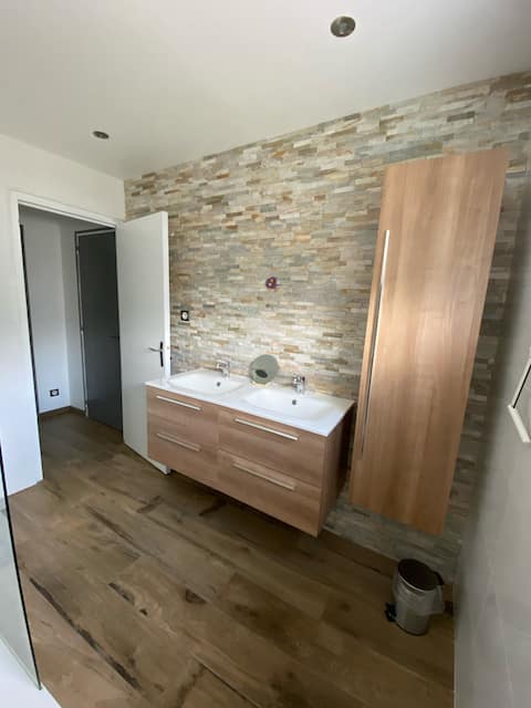 Entire new and fully equipped ground floor accommodation