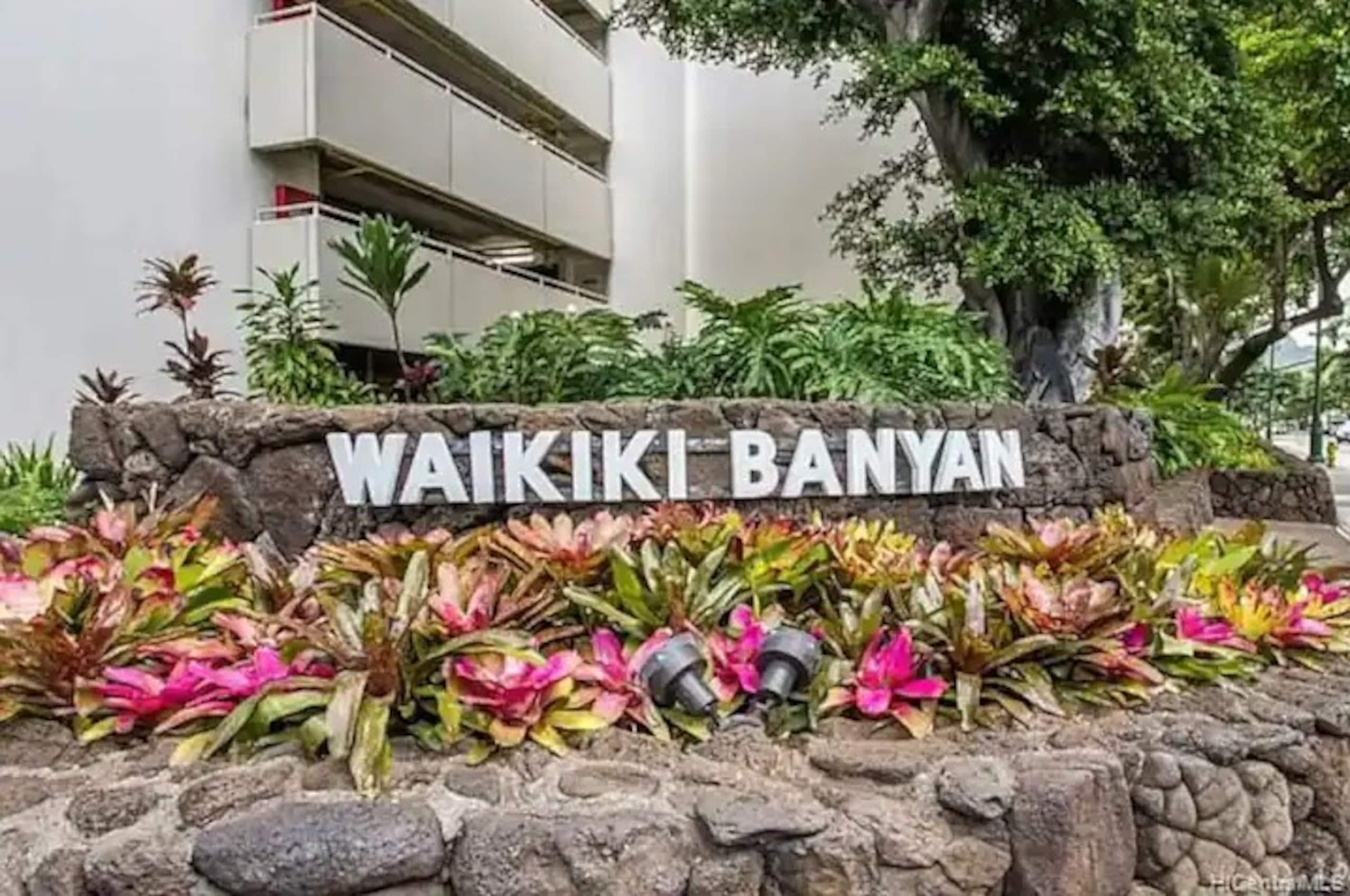 Waikiki Banyan 1806 T1-1 Block 2Beach +FREEParking - Image 35