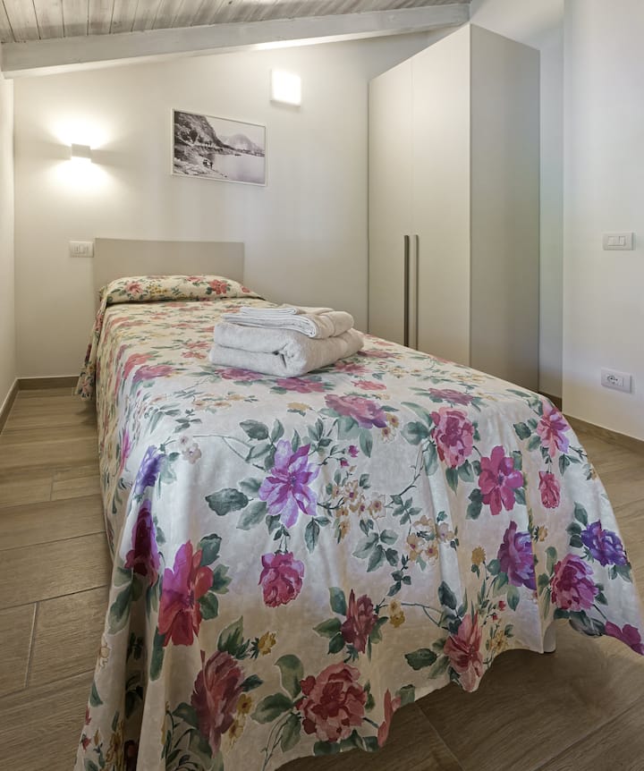 Camera da letto 2