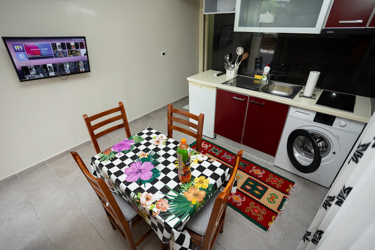 Listing 1427400914791882648