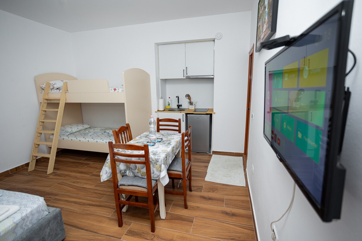 Listing 1427423608205031137