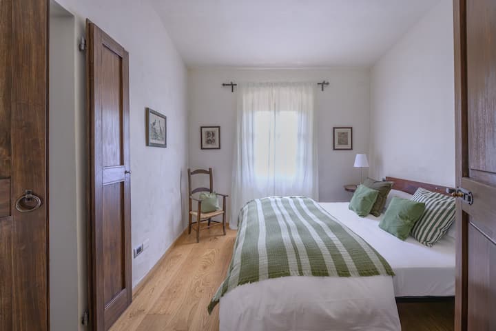 Seis habitaciones dobles, cada una con un diseño único y una decoración tradicional.