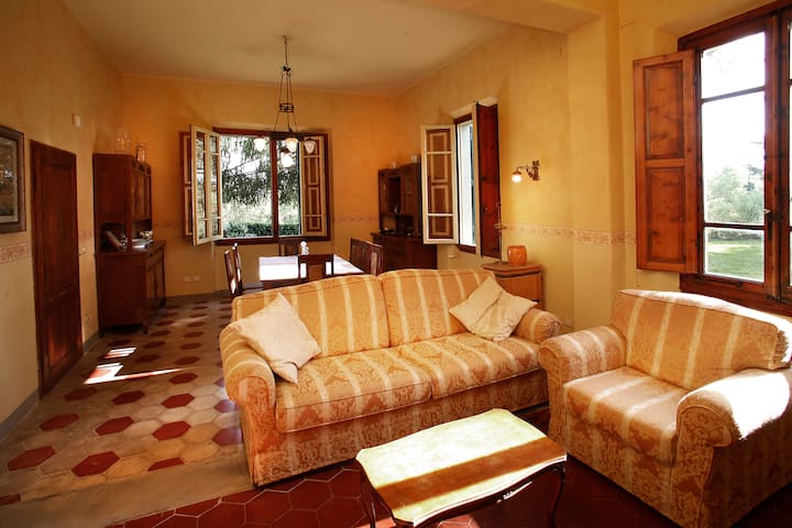 Grande Villa C/giardino 10 Pers - Toskana