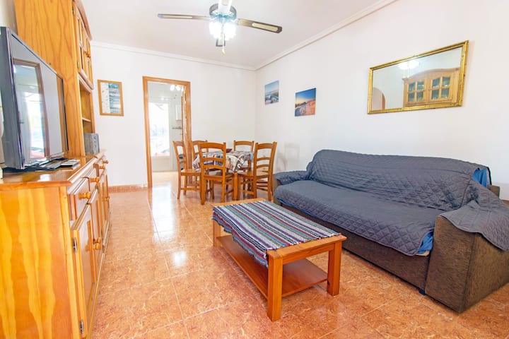 Family Holiday Home La Marina - La Marina