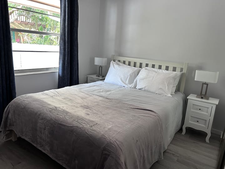 ห้องนอนควีนไซส์