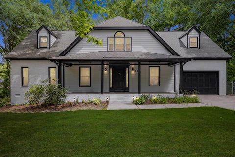 Bright, Spacious & Modern | 15 Min to DT Raleigh