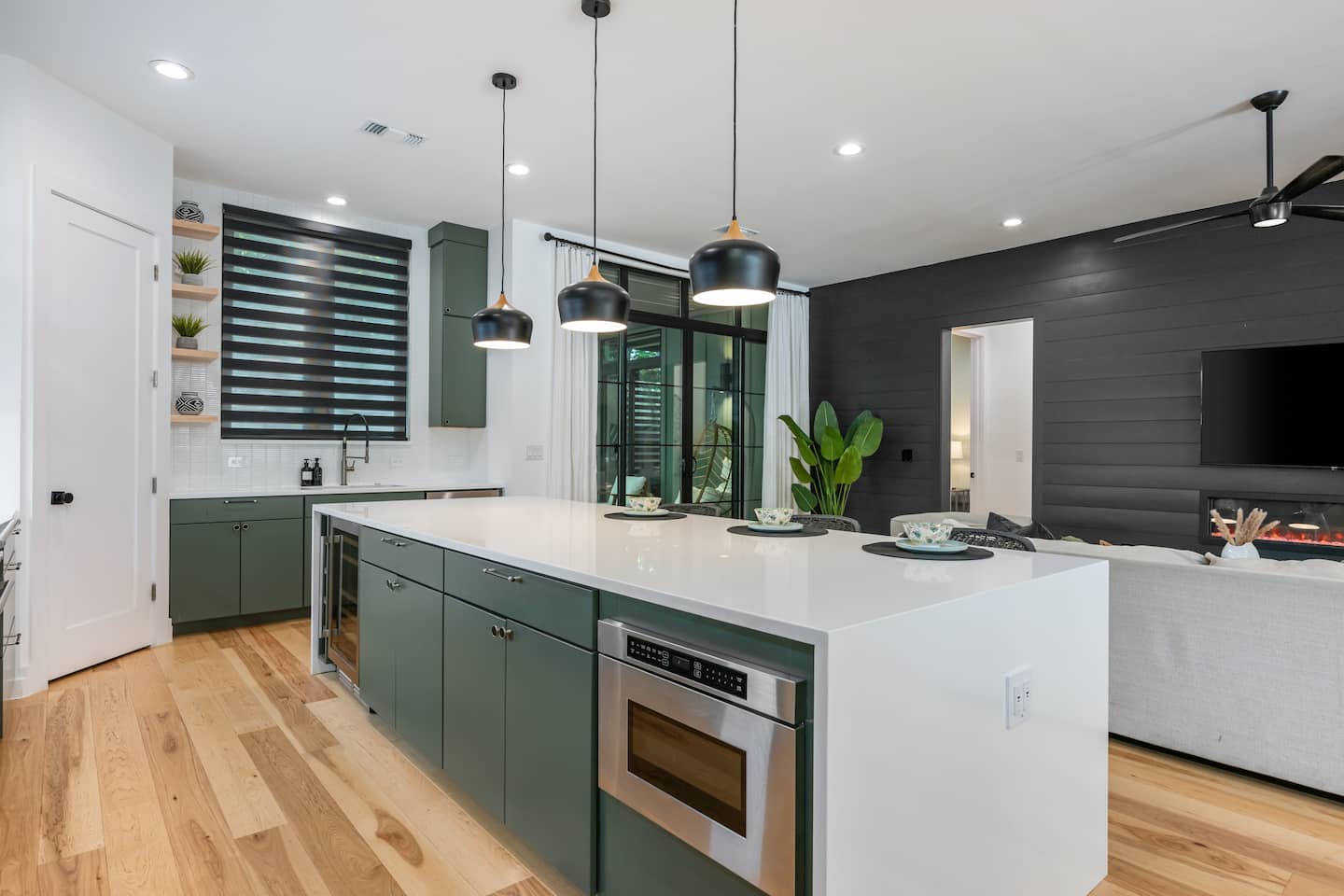 Chef's kitchen with large island