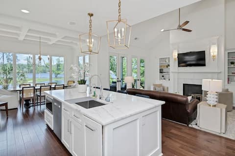 The Covehouse | Gameroom | Pet Friendly