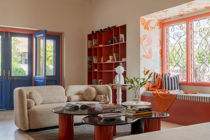 The Quiet Luxe In City Center - Jaipur