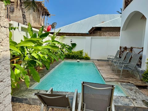 Villa KipepeoO