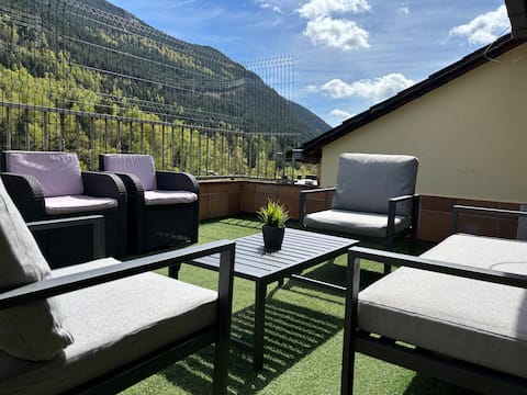 Top-earning Airbnb listing in Canillo, 4 bedrooms