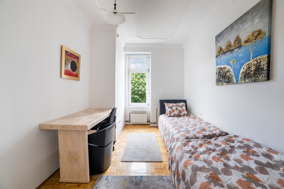 Urban Santiq | City Center