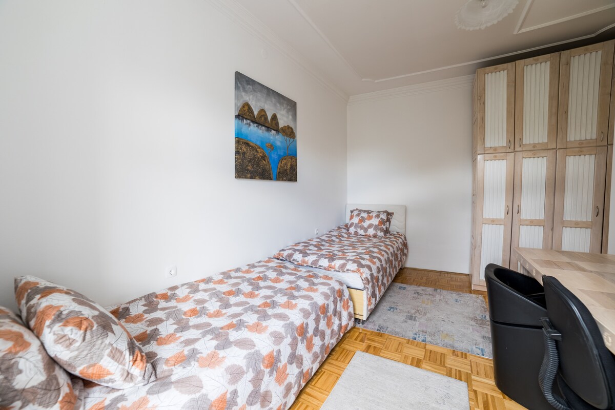 Urban Santiq | City Center