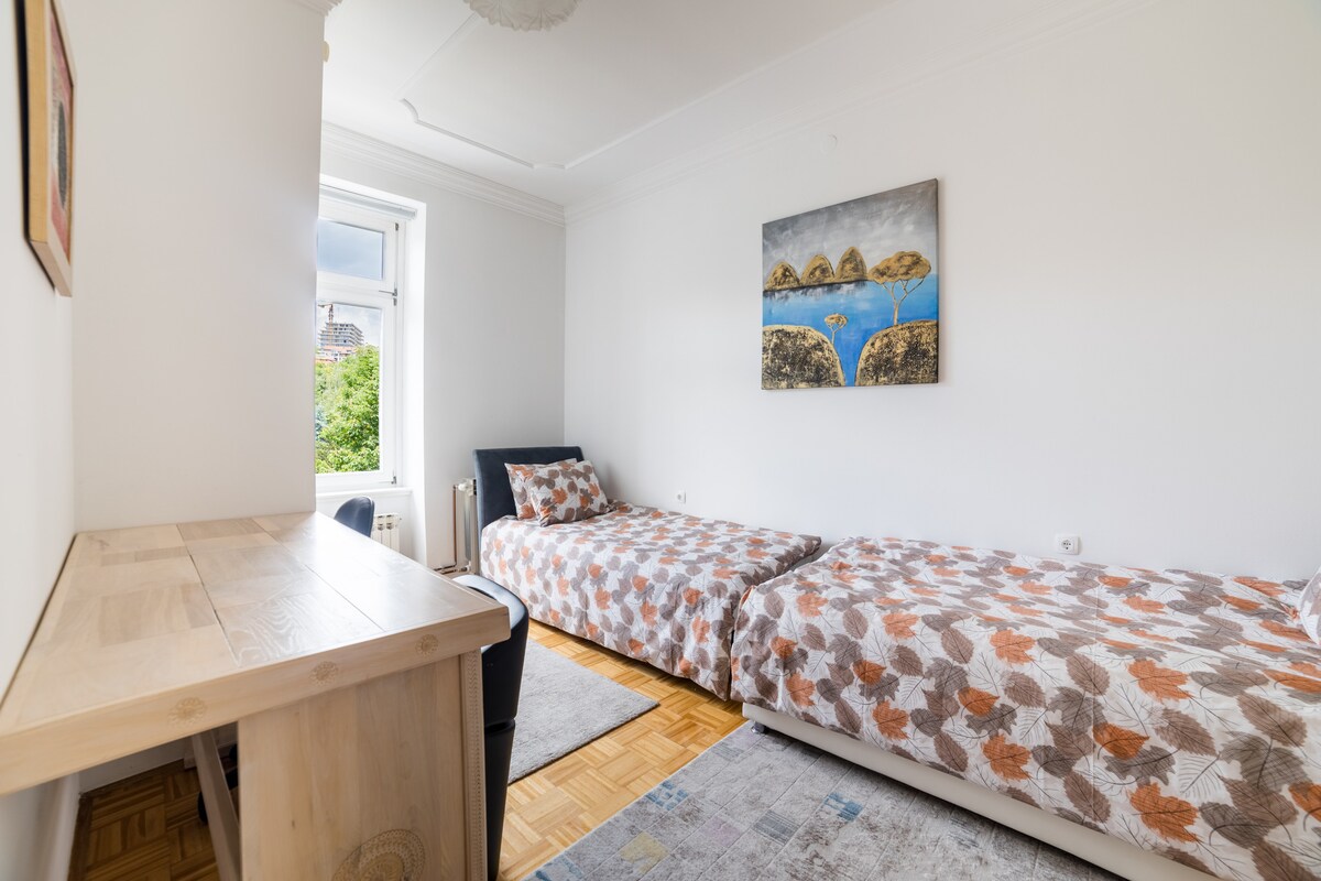 Urban Santiq | City Center