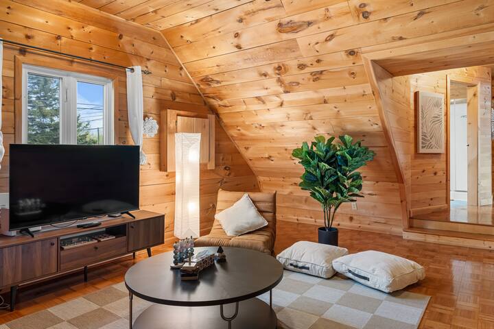 Waterfront Oasis | Chic, Kid-Friendly +Wharf Views