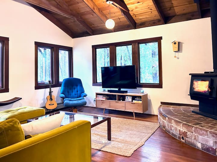Peaceful Redwood Retreat By The Coast - Pescadero, CA