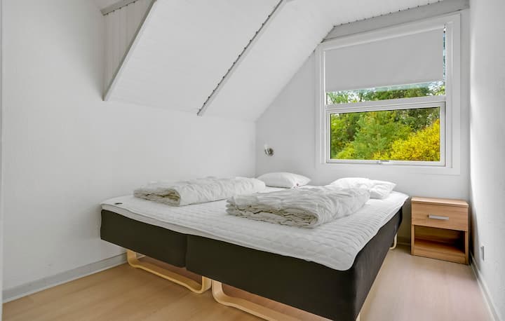 საძინებელი 3