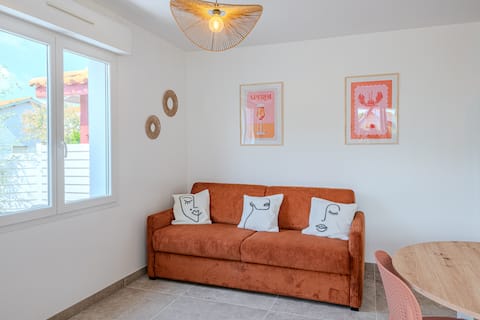 Propriété Airbnb réussie: Cozy Duplex House - 200 m from the Beaches and Center à Mimizan
