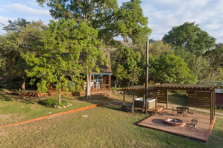 Our cabin and front yard area. We also have two horseshoe pits out front, just under where the picture ends.